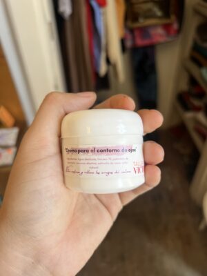 crema para el contorno de ojos